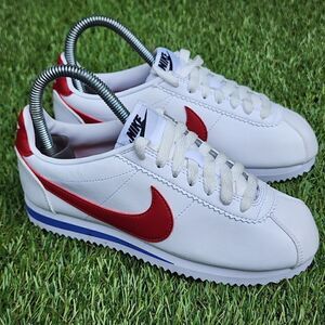 NIKE CLASSIC CORTEZ - Womens Sneakers - SIZE 5
